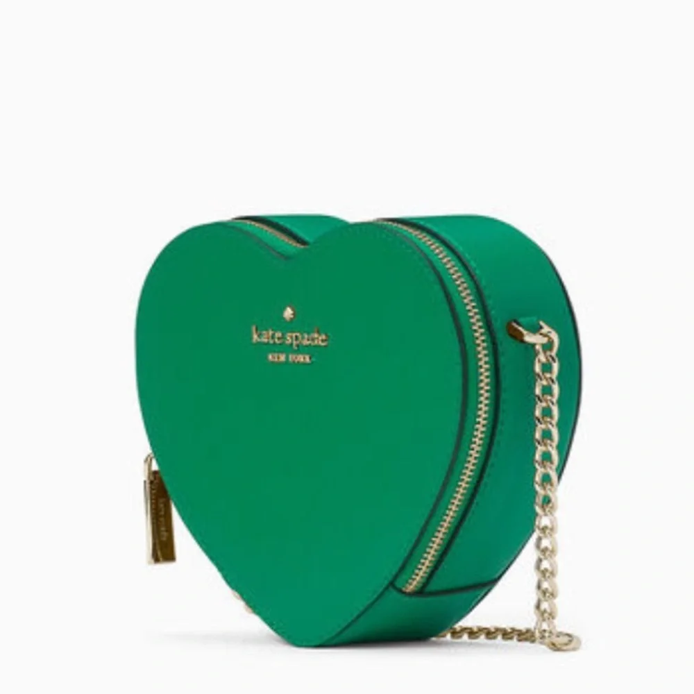 Kate spade love shack mini heart chain crossbody green bean Tik tok nwt pride - Picture 3 of 5